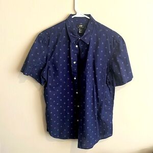 H&M Mens Regular Fit/Coupe Standard.